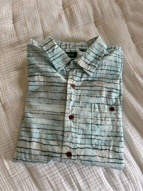 Orvis Men’s Mint Blue Striped Button-Down Shirt